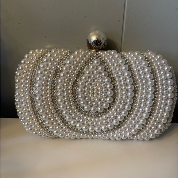 Pearl-Embellished Clutch - White - Picture 2 of 4